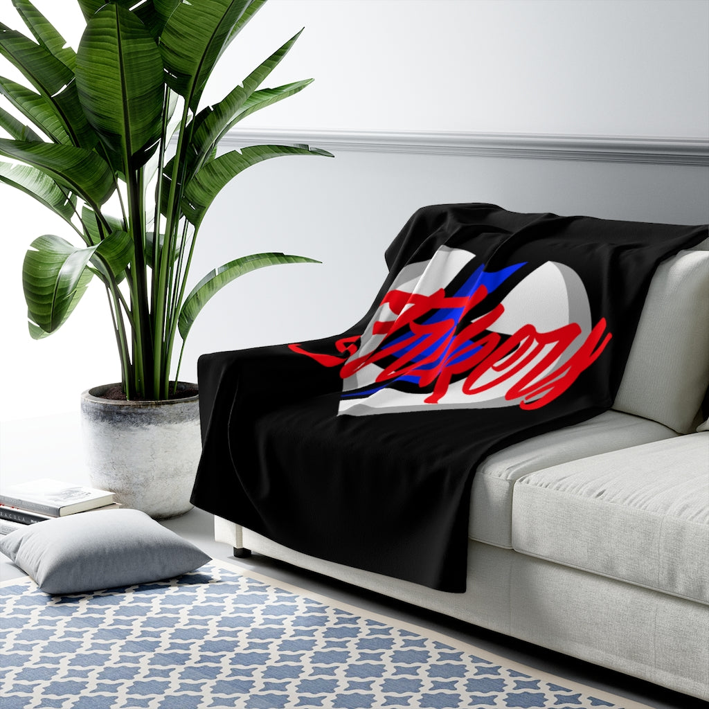 Strikers Heart Sherpa Fleece Blanket